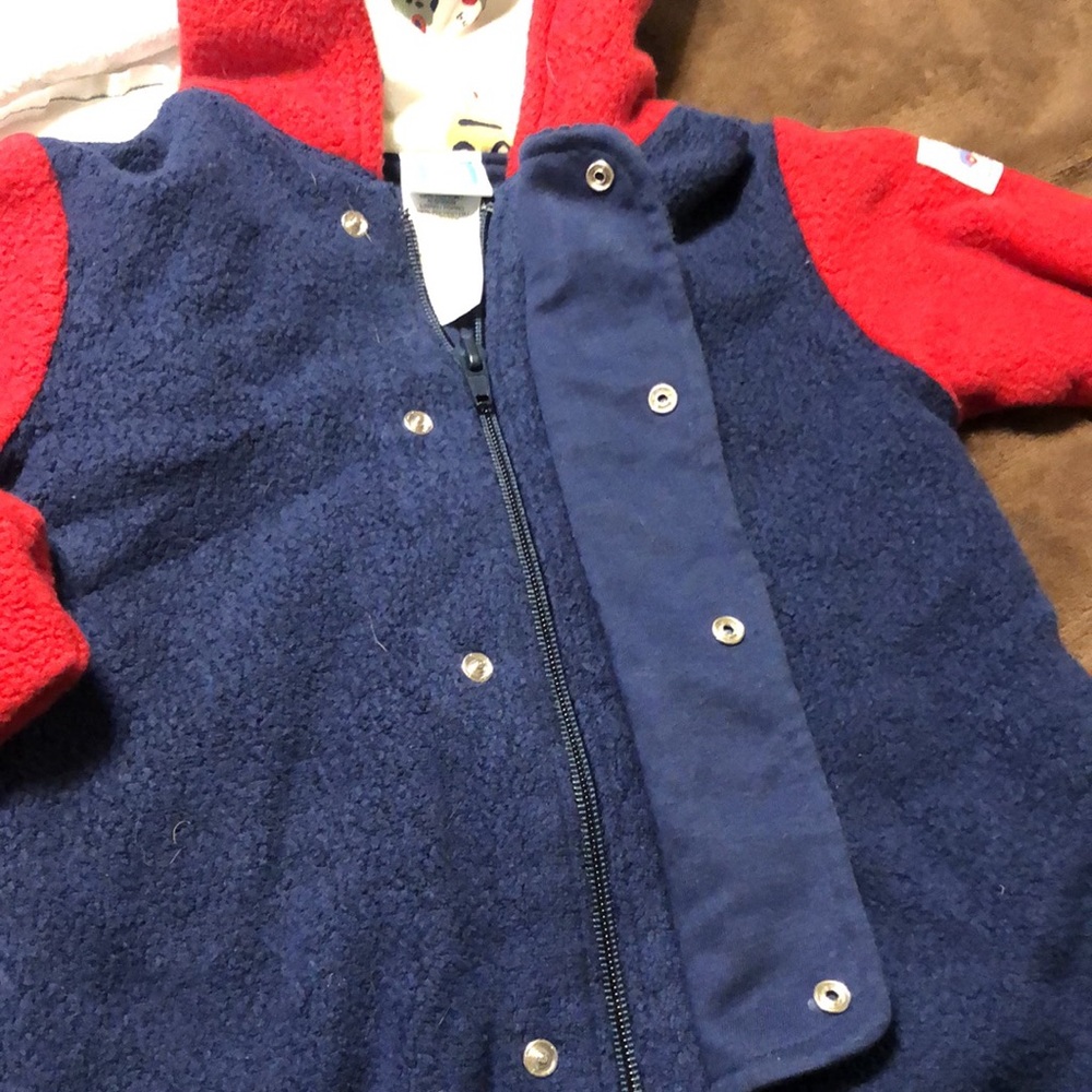Snow Suit w/mittens 6/9 Months - Picture 3 of 6